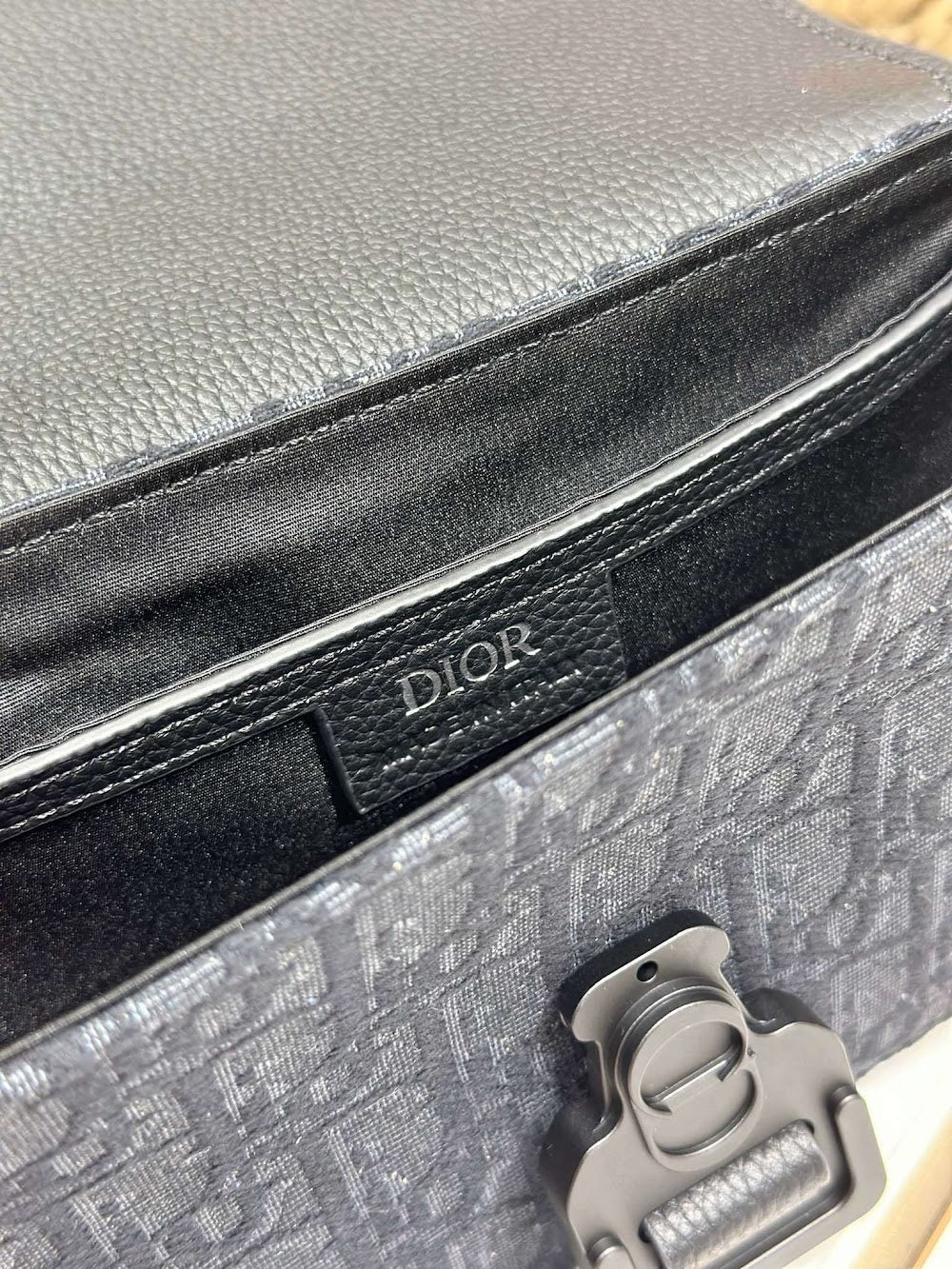 Dragons BagsDiorn Luxury Bag --115489