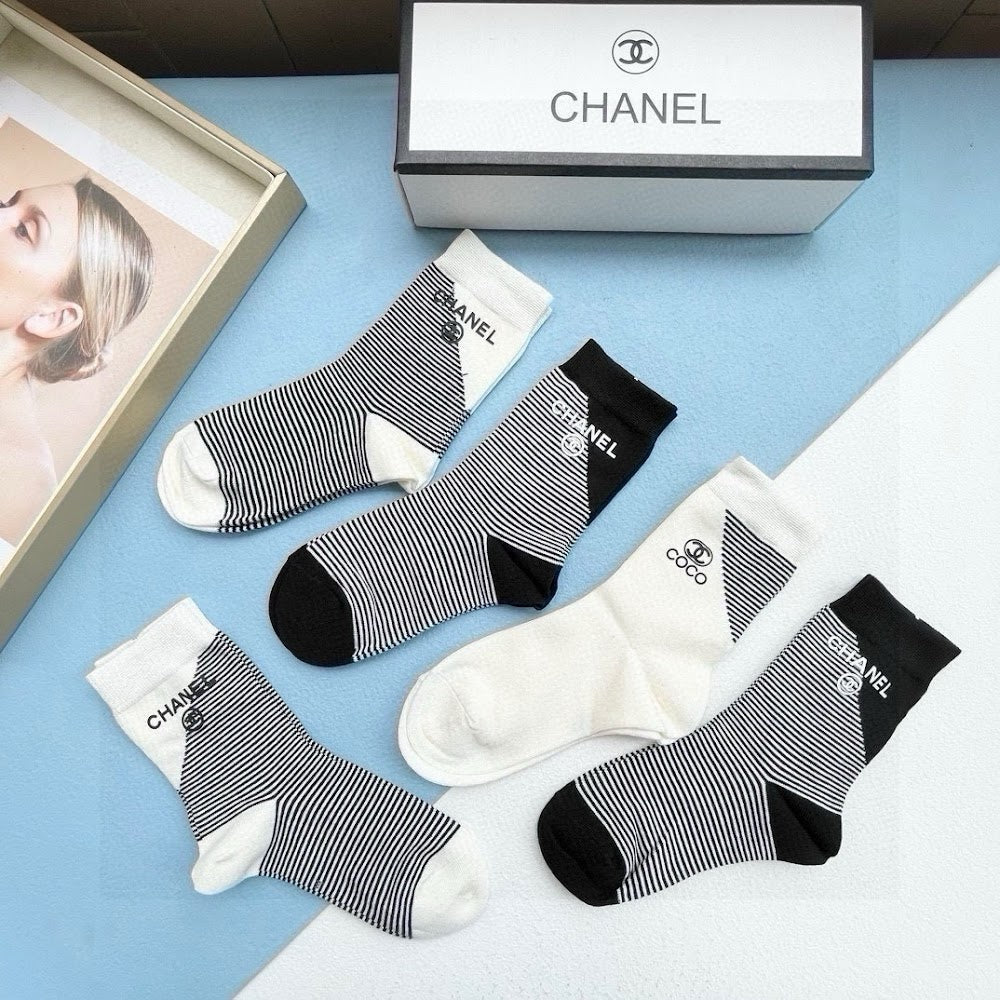 Dragons Bags Premium Luxury Socks --98737