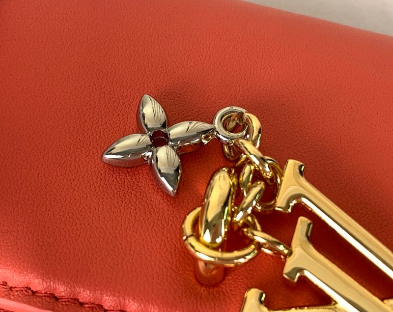 Dragons Bags ln Luxury Bag --62816