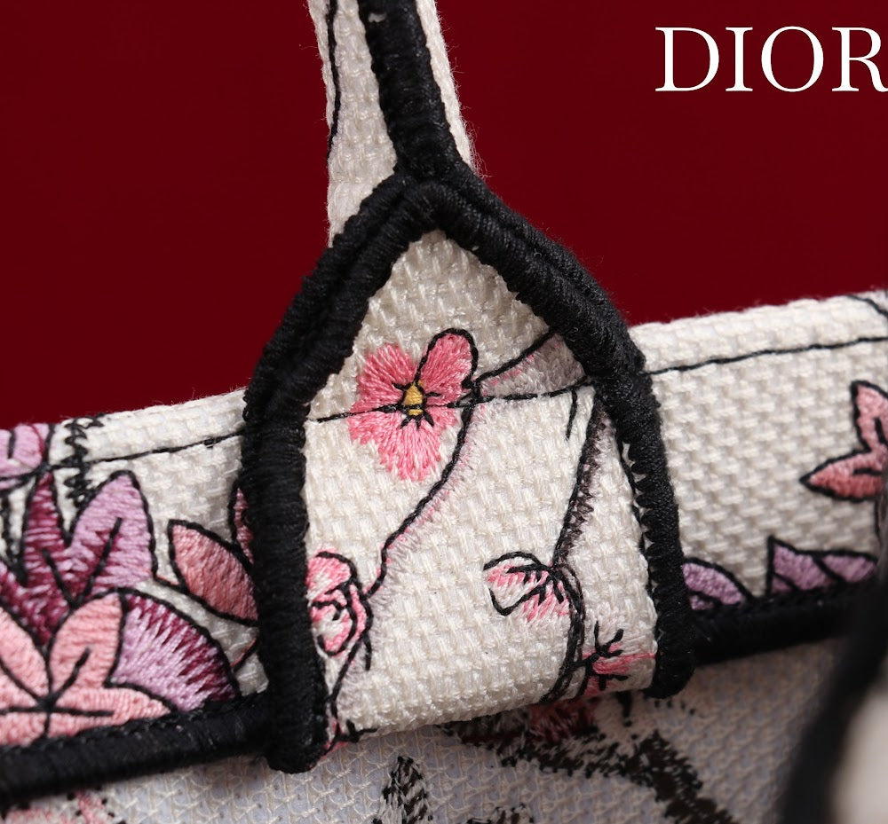 Dragons BagsDiorn Luxury Bag --116154