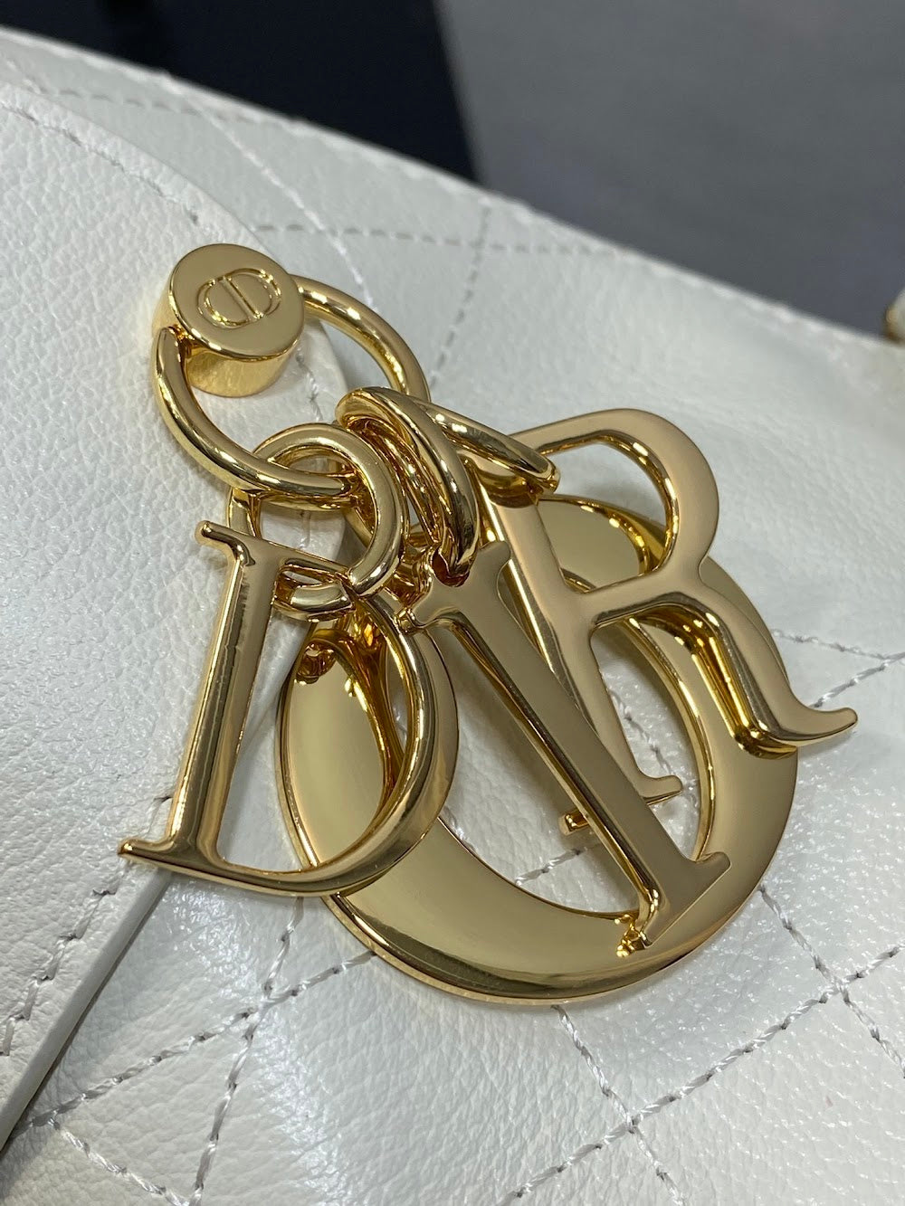Dragons BagsDiorn Luxury Bag --116078