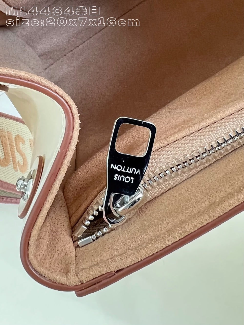 Dragons Bags ln Luxury Bag --96347