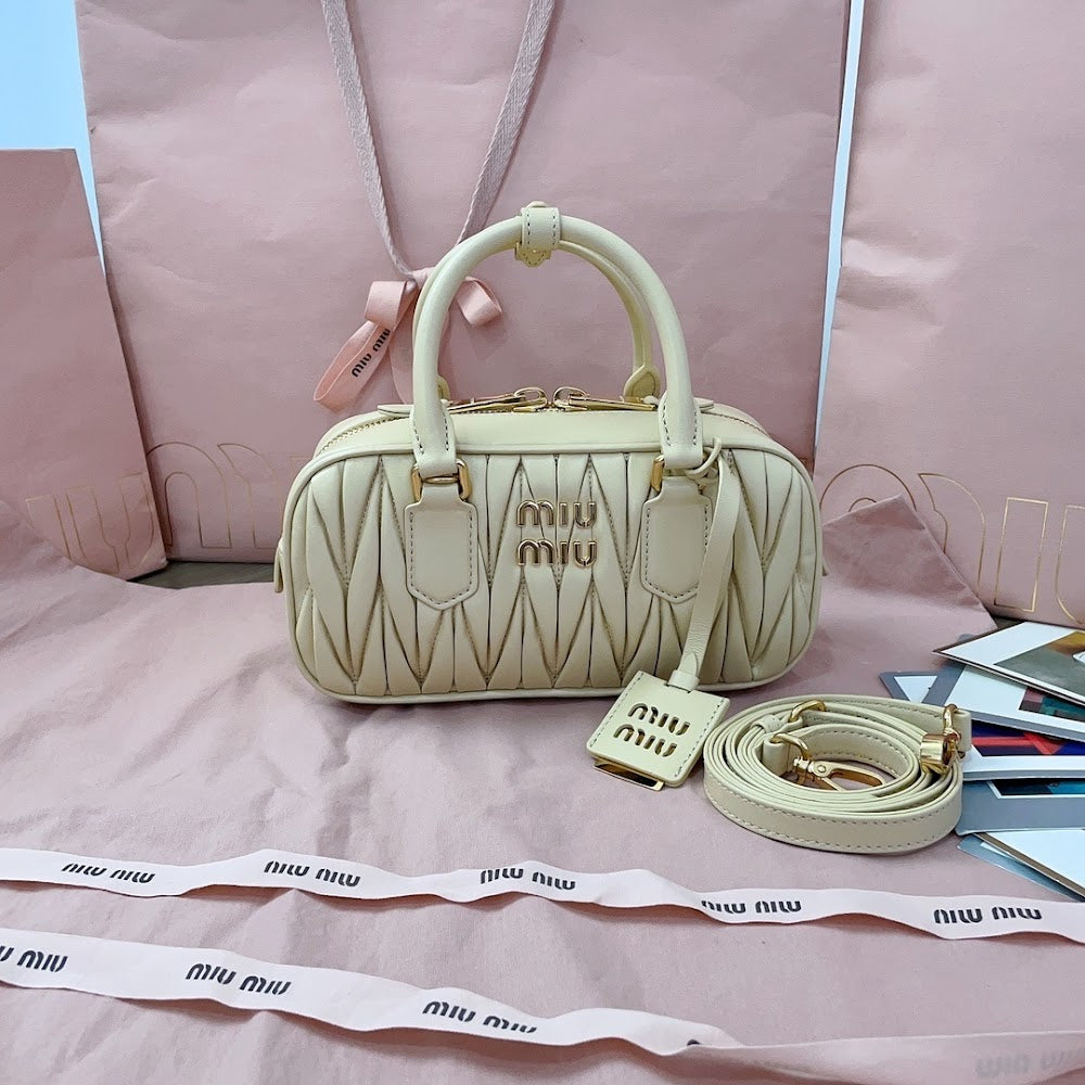 Dragons Bags Miun Miun Luxury Bag --122230