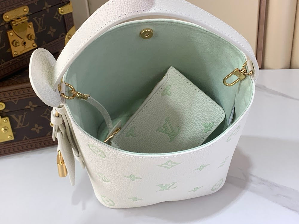 Dragons Bags ln Luxury Bag --63051