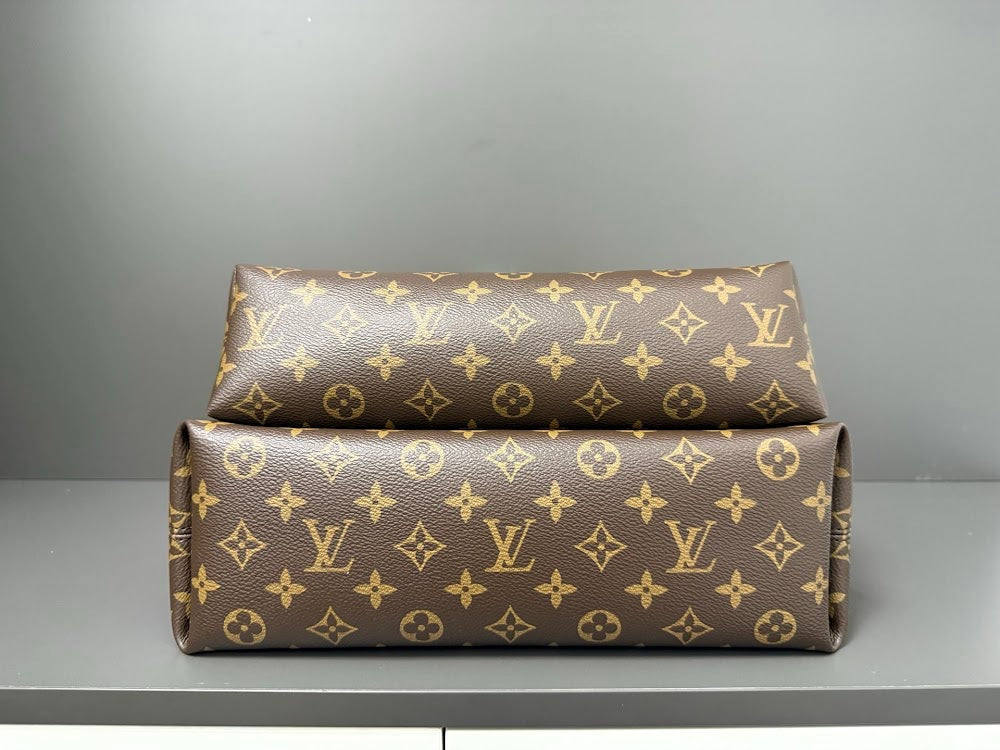Dragons Bags ln Luxury Bag --96921