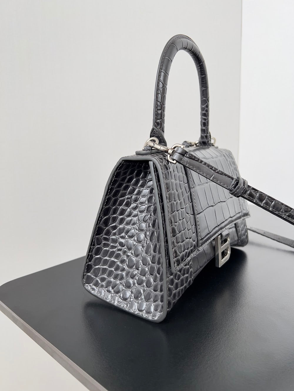 Dragons Bags Balenciaga Luxury Bag --111478