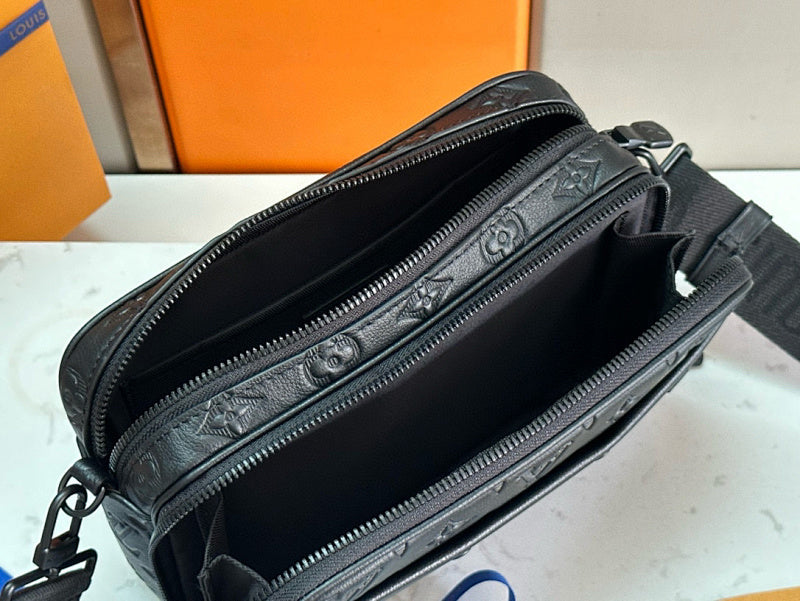 Dragons Bags ln Luxury Bag --70486
