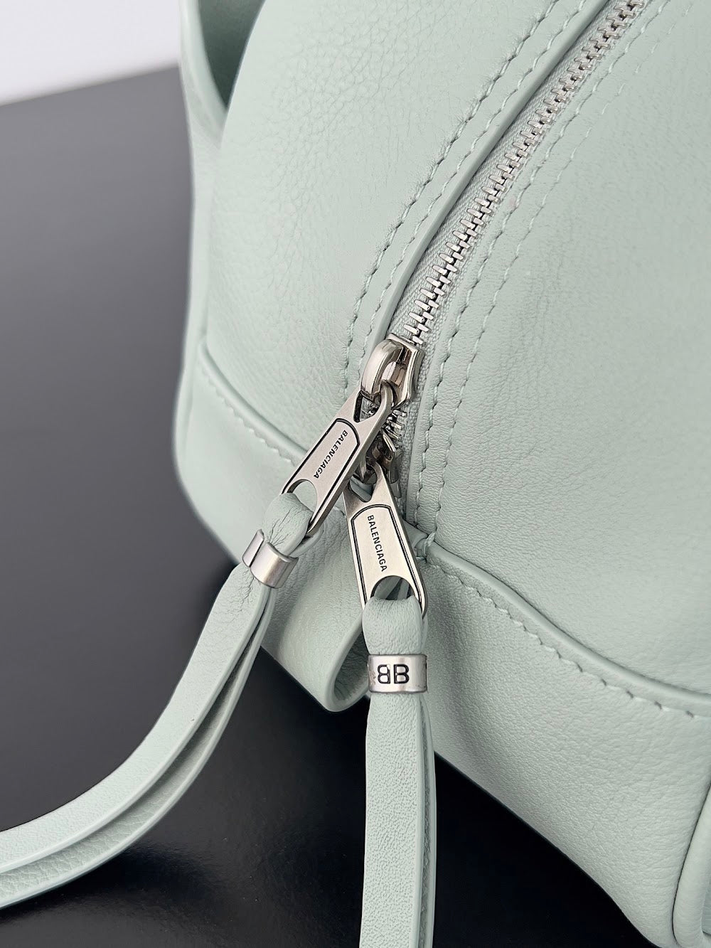 Dragons Bags Balenciaga Luxury Bag --111670