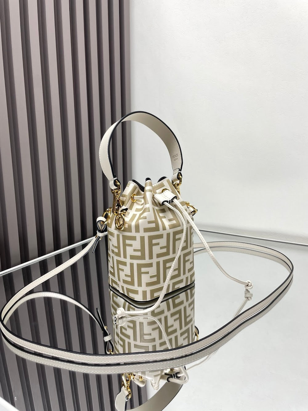 new-designer-premium-bags-nm15680