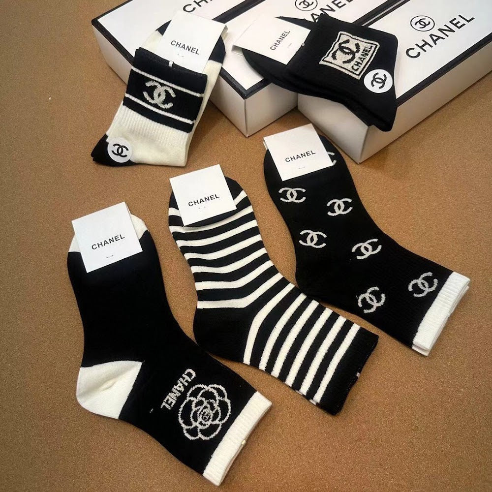 Dragons Bags Premium Luxury Socks --98176