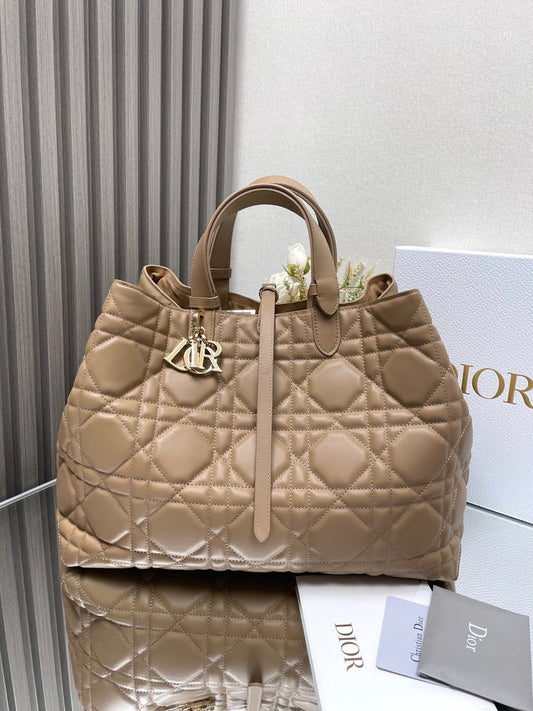 Dragons BagsDiorn Luxury Bag --116408