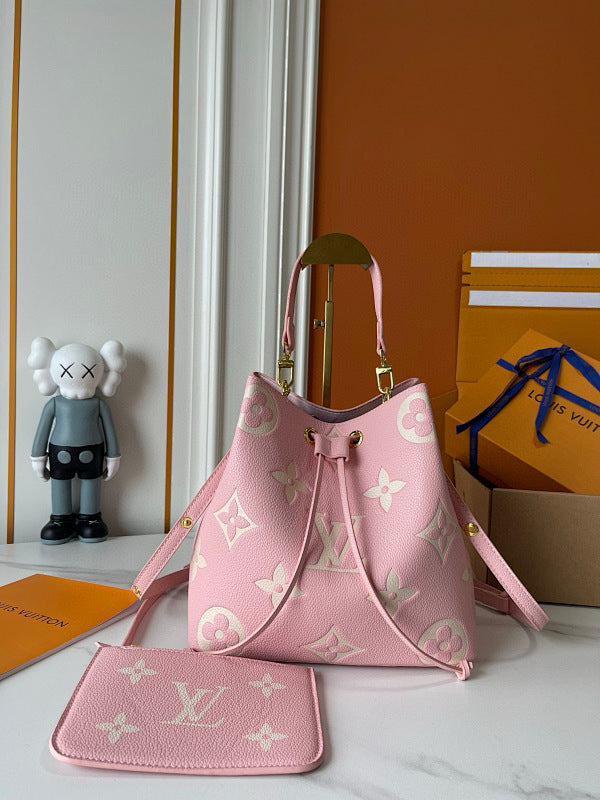 Dragons Bags ln Luxury Bag --81699