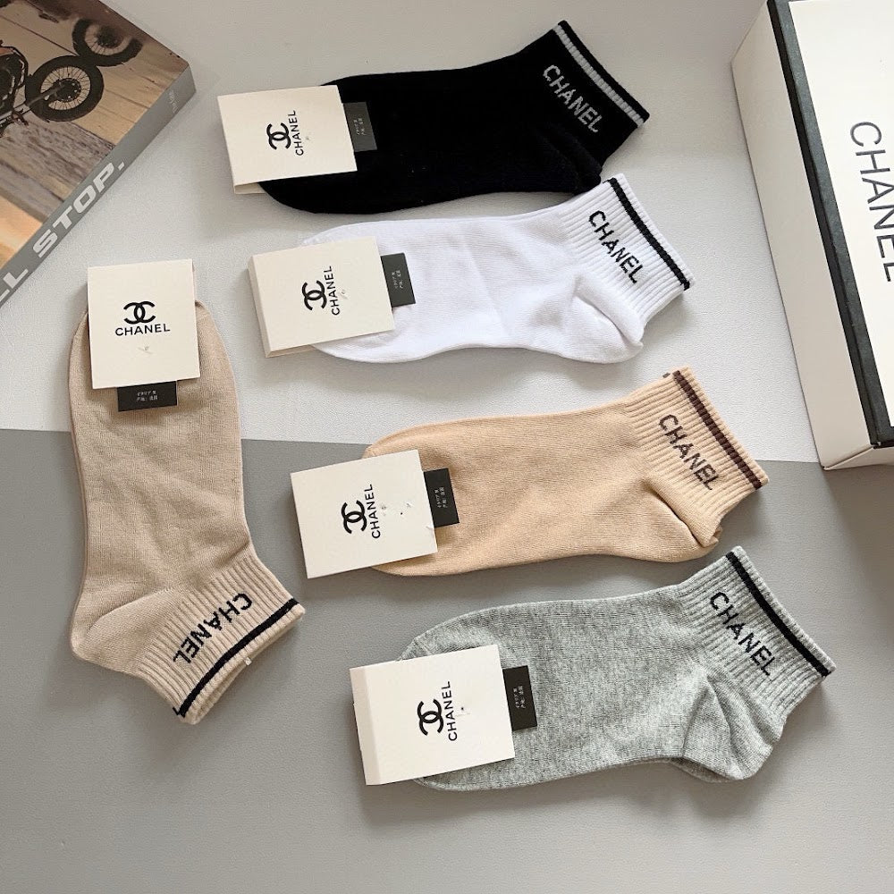 Dragons Bags Premium Luxury Socks --98136
