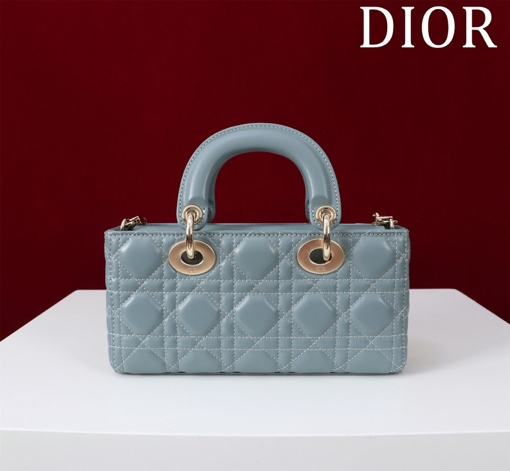 Dragons BagsDiorn Luxury Bag --114728