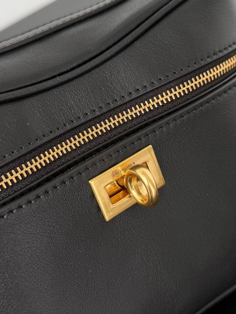 Dragons Bags Balenciaga Luxury Bag --111322