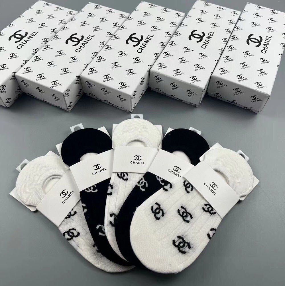 Dragons Bags Premium Luxury Socks --98513