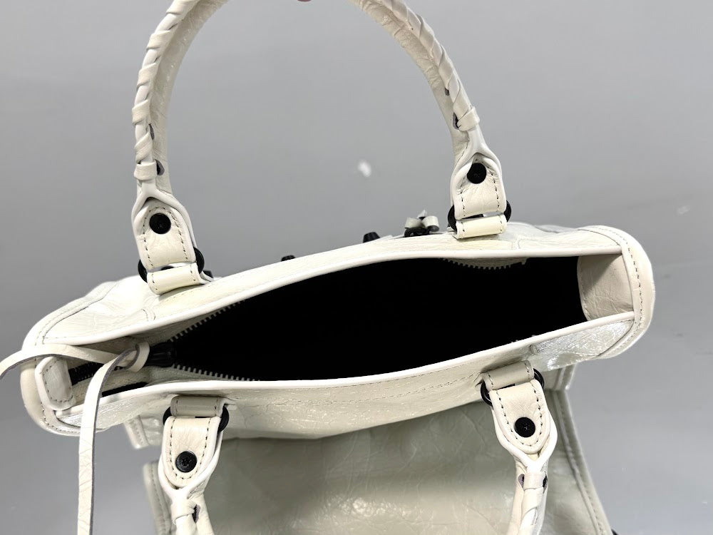 new-luxury-designer-bags-nm10971