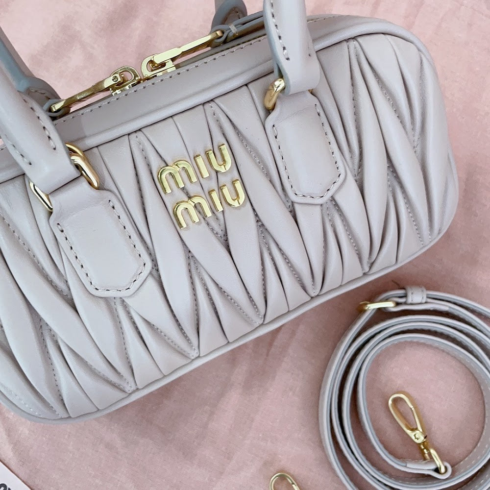 Dragons Bags Miun Miun Luxury Bag --123332