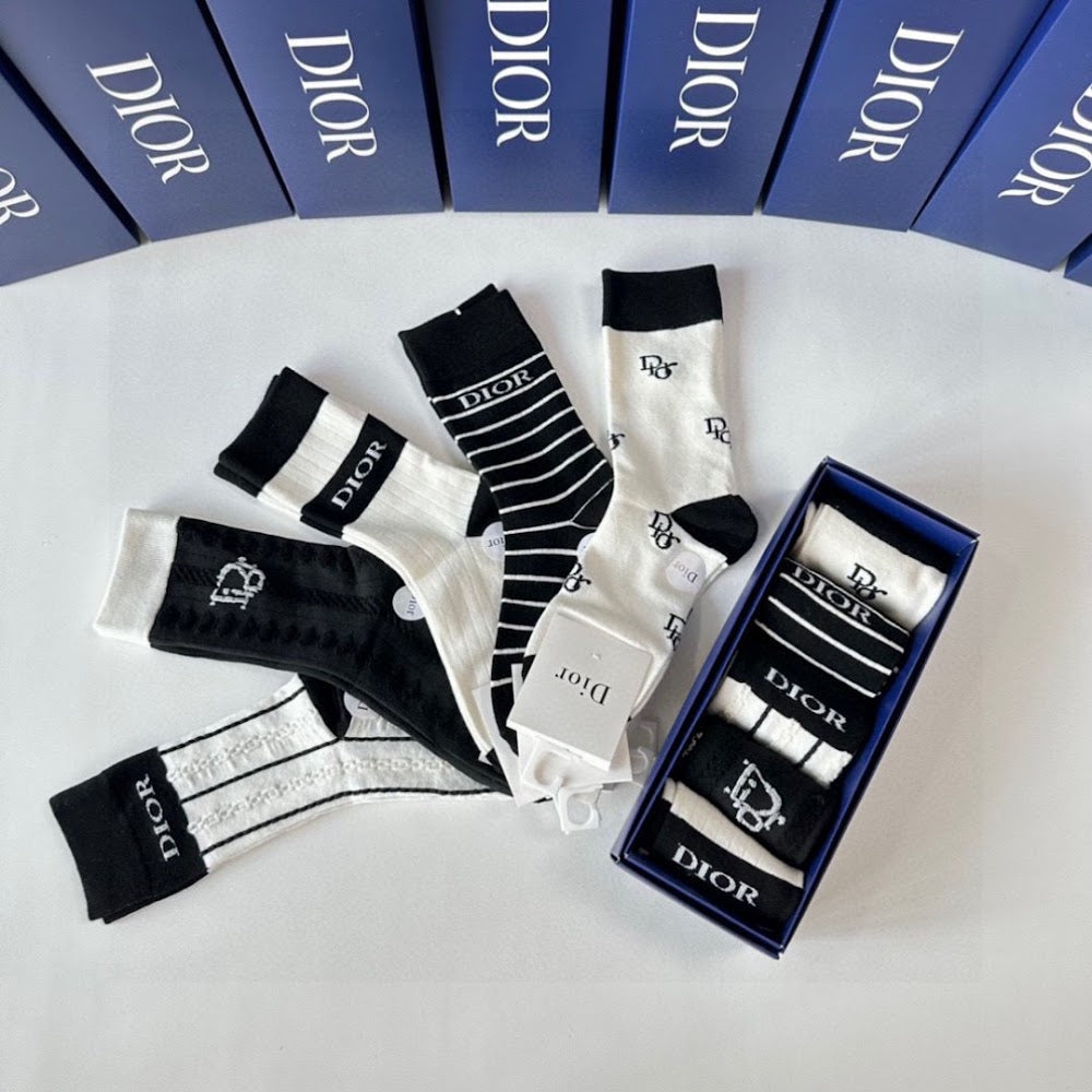 Dragons Bags Premium Luxury Socks --98021