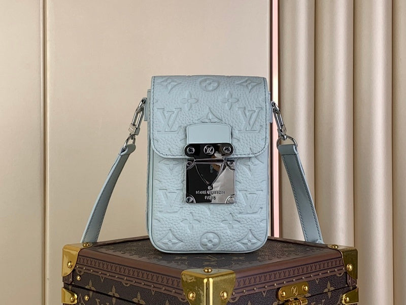 Dragons Bags ln Luxury Bag --61780