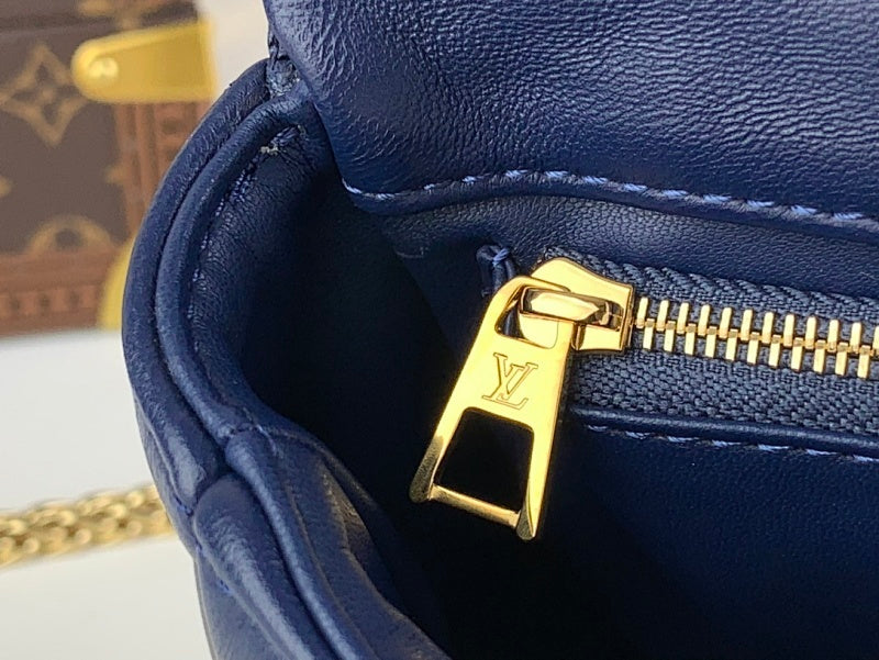 Dragons Bags ln Luxury Bag --61930