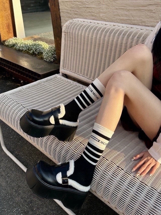 Dragons Bags Premium Luxury Socks --97659