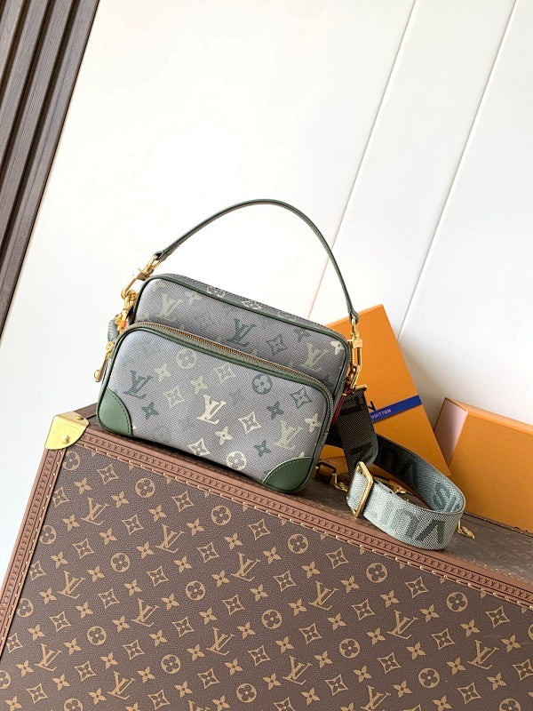 Dragons Bags ln Luxury Bag --71686