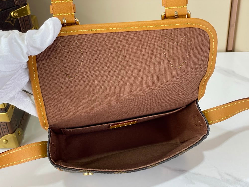 Dragons Bags ln Luxury Bag --69855