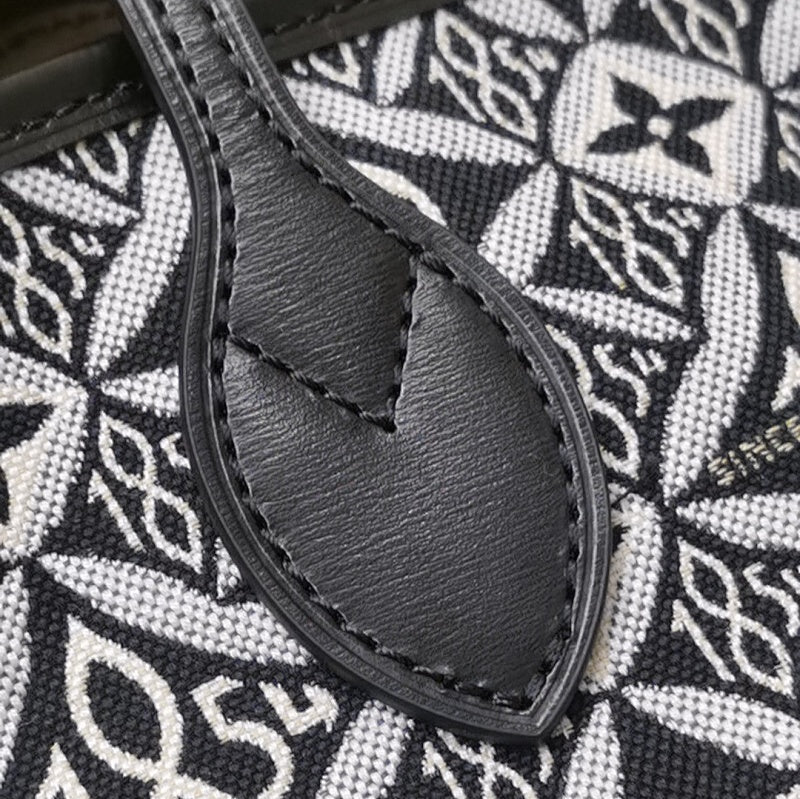 Dragons Bags ln Luxury Bag --60631