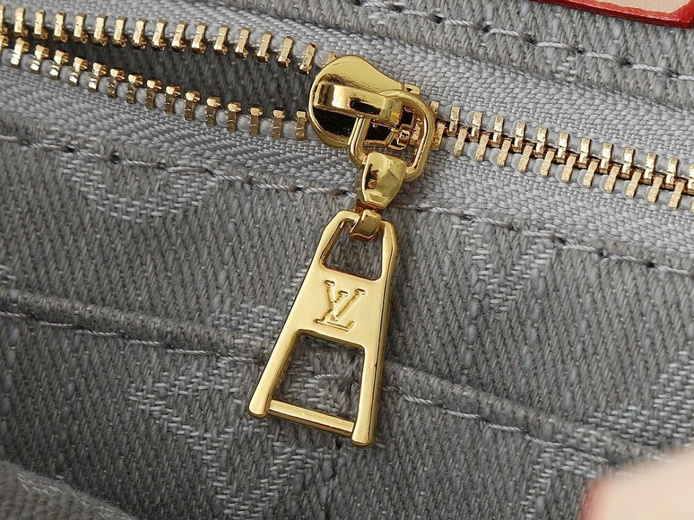 Dragons Bags ln Luxury Bag --76915