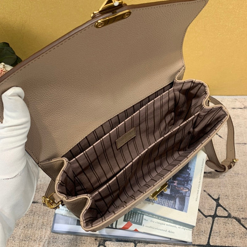 Dragons Bags ln Luxury Bag --66239