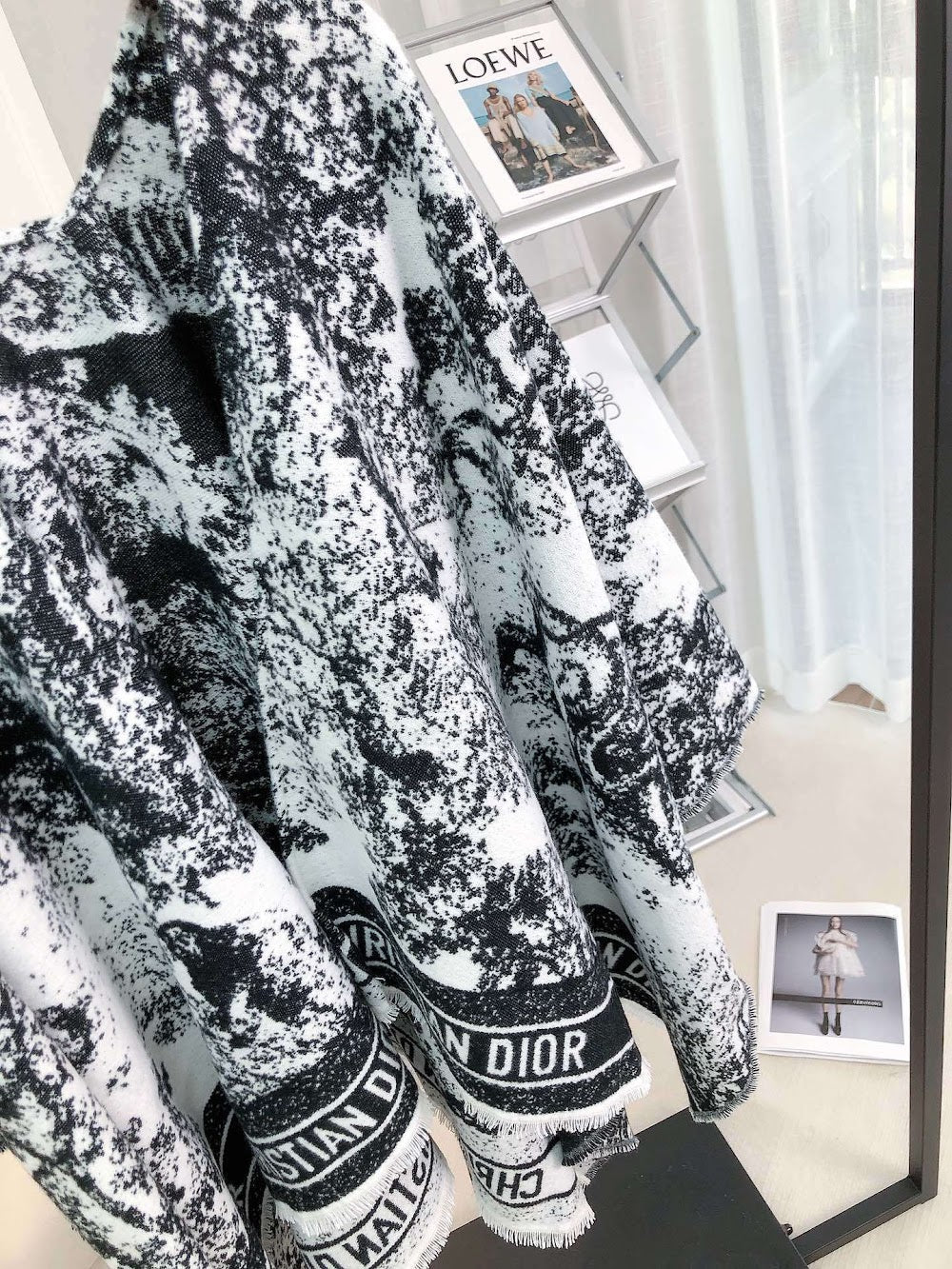 Dragons Bags Premium Designer Scarf --98795