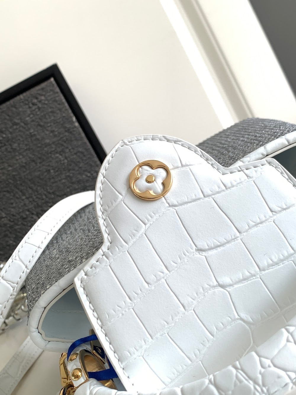 Dragons Bags ln Luxury Bag --96823