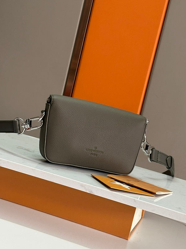 Dragons Bags ln Luxury Bag --70649