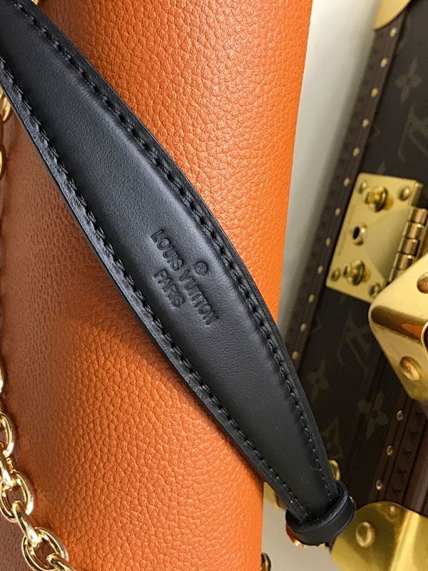 Dragons Bags ln Luxury Bag --67029