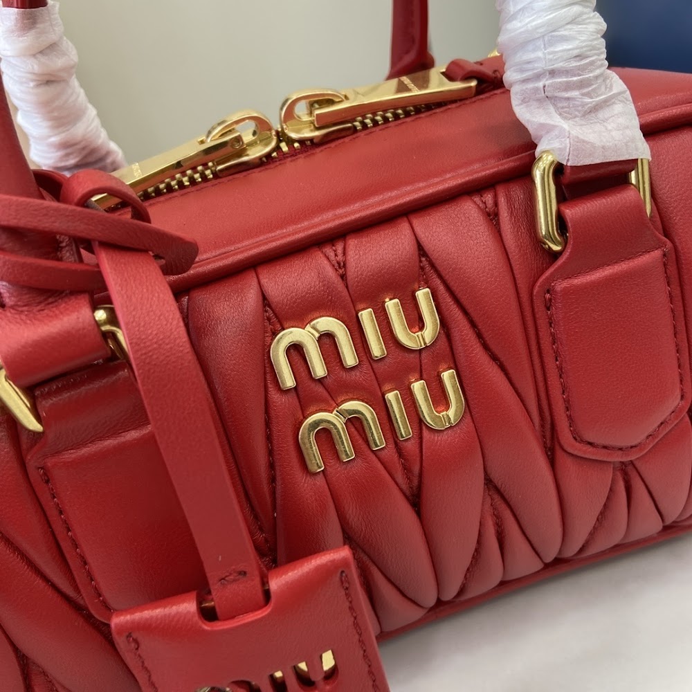Dragons Bags Miun Miun Luxury Bag --122177