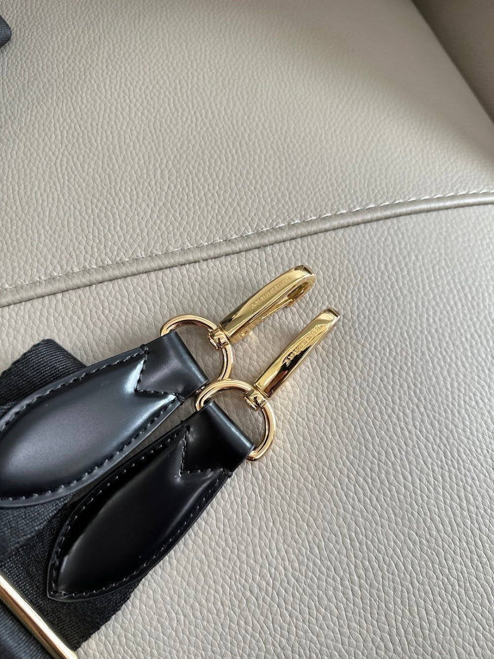 Dragons Bags Burberryn Luxury Bag --93007