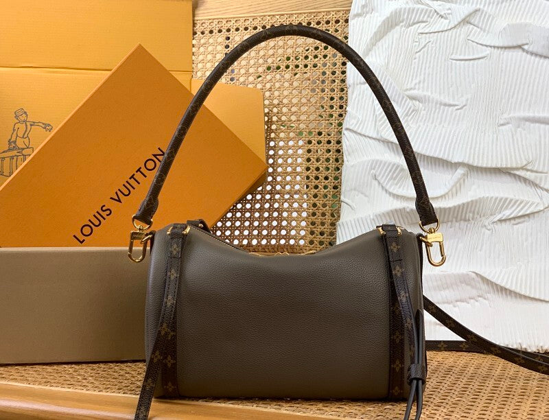 Dragons Bags ln Luxury Bag --58972