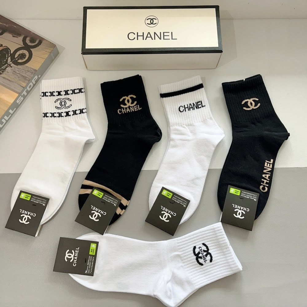 Dragons Bags Premium Luxury Socks --97761