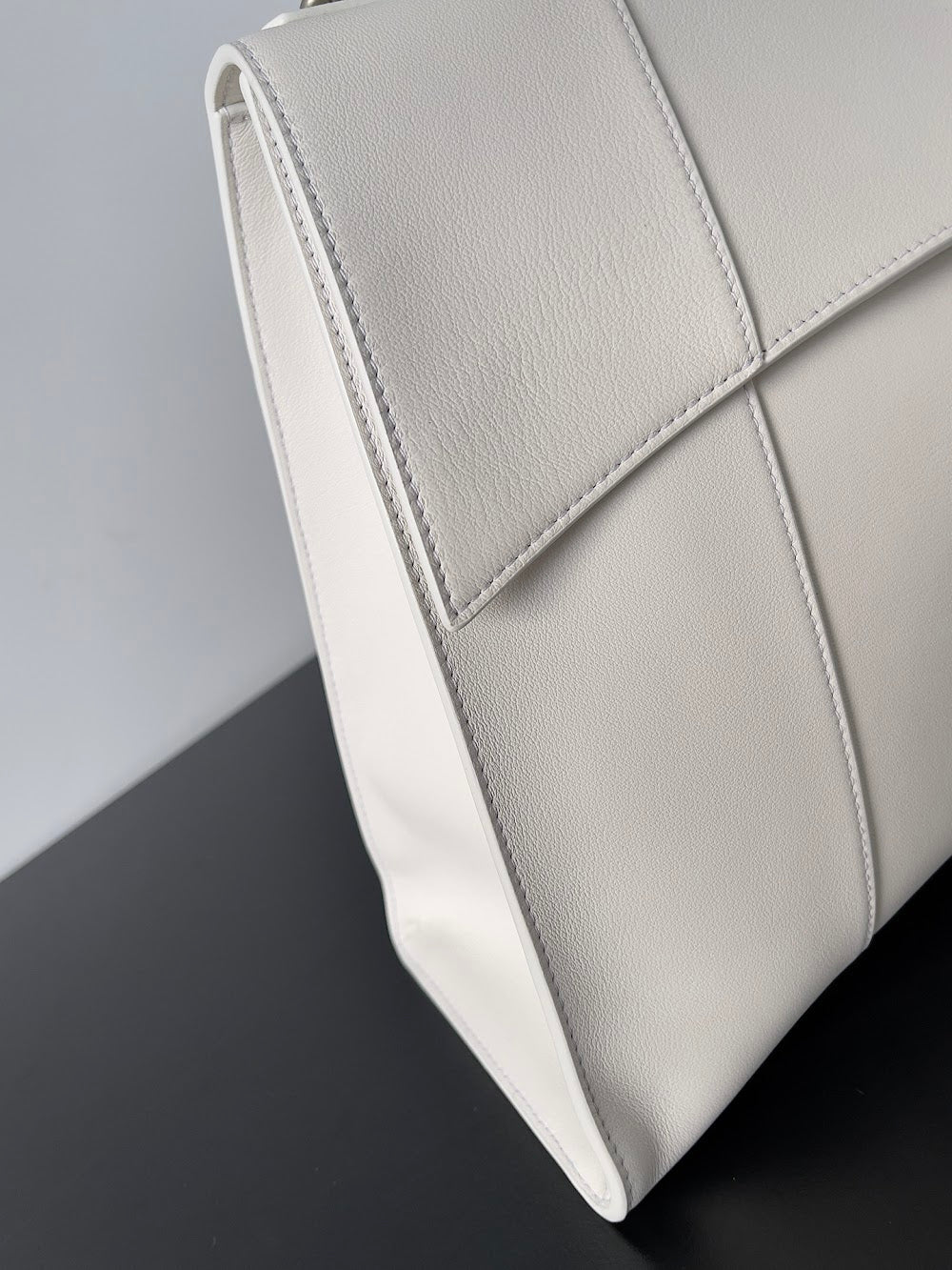 Dragons Bags Balenciaga Luxury Bag --111573