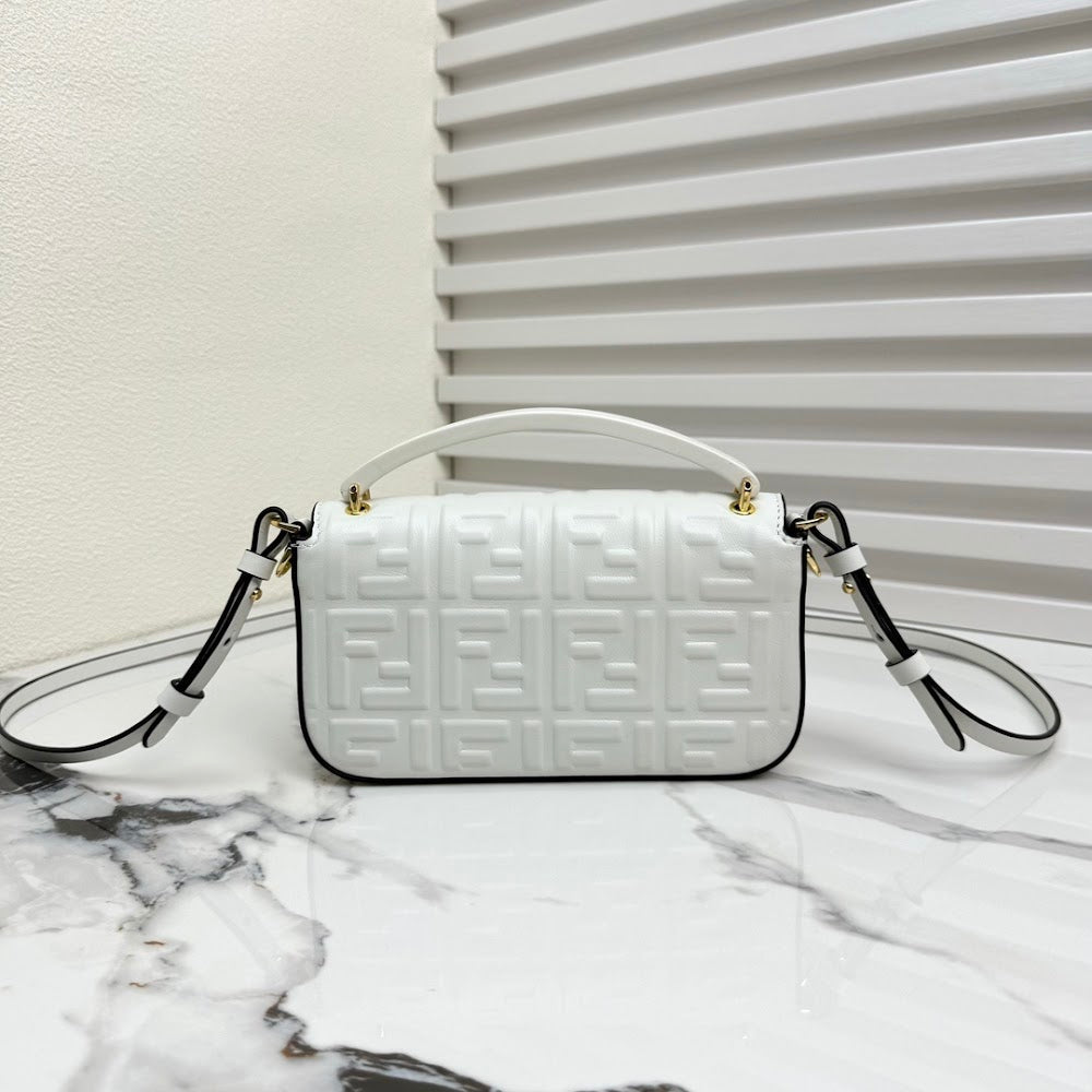 new-luxury-designer-bags-nm15784