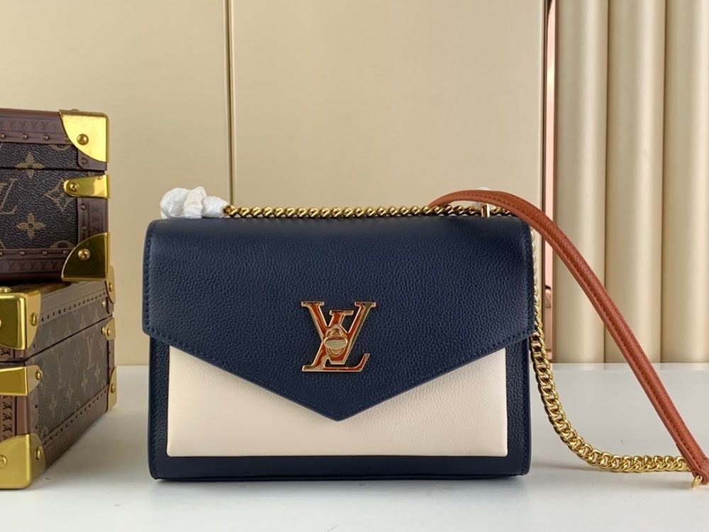 Dragons Bags ln Luxury Bag --61629