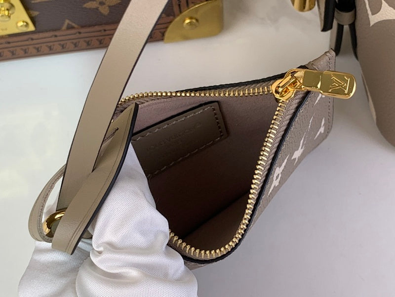 Dragons Bags ln Luxury Bag --69528