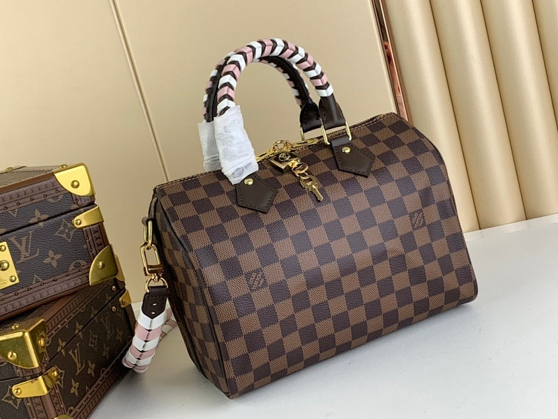 Dragons Bags ln Luxury Bag --61564