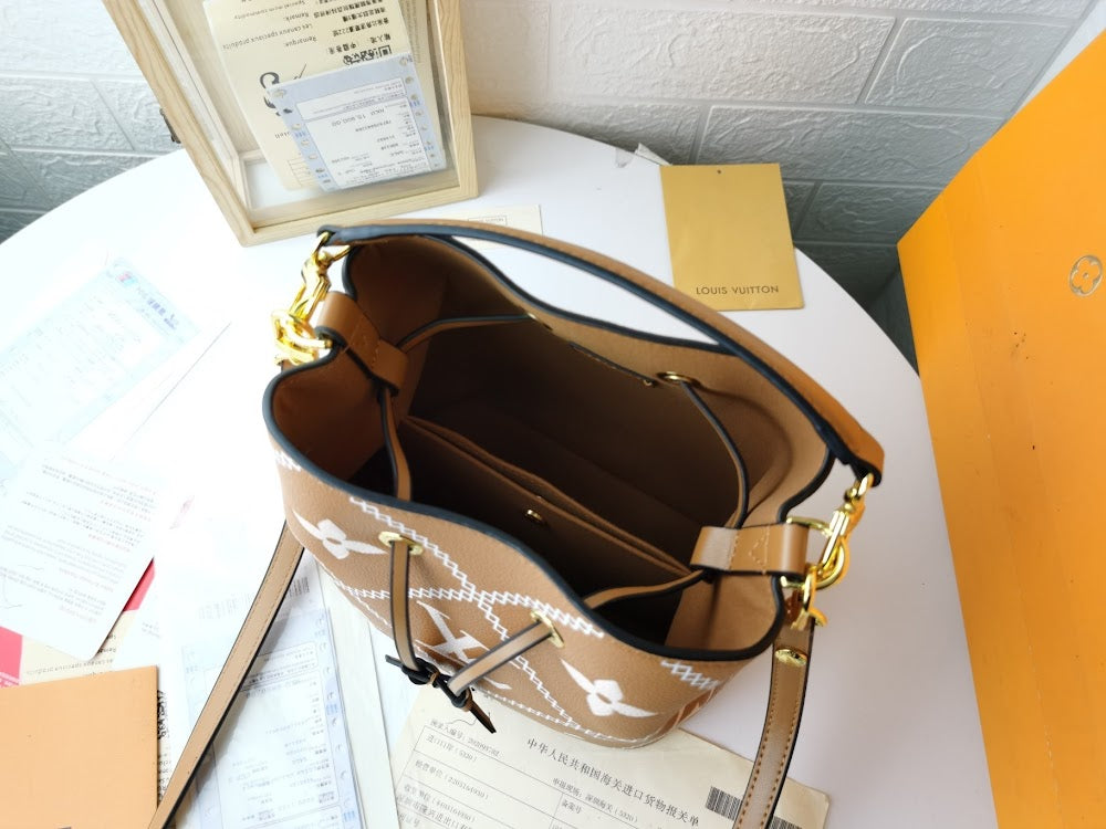 Dragons Bags ln Luxury Bag --78234