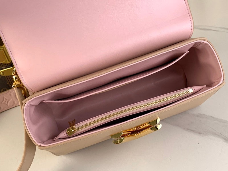 Dragons Bags ln Luxury Bag --62380