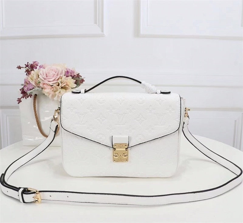 Dragons Bags ln Luxury Bag --78115