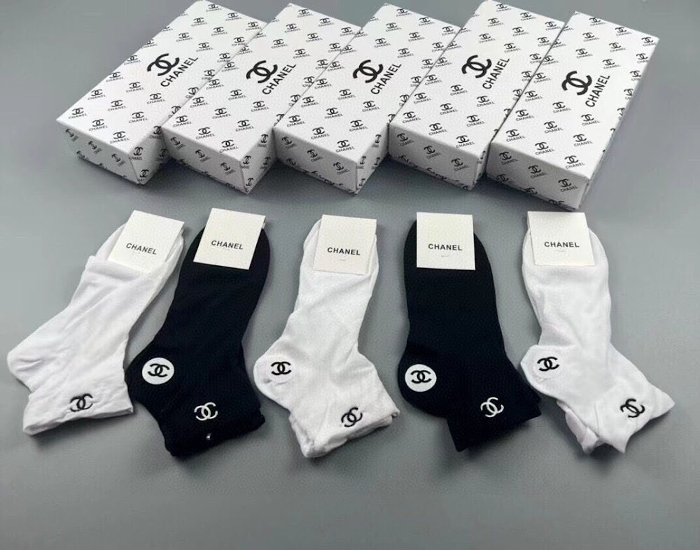 Dragons Bags Premium Luxury Socks --98201