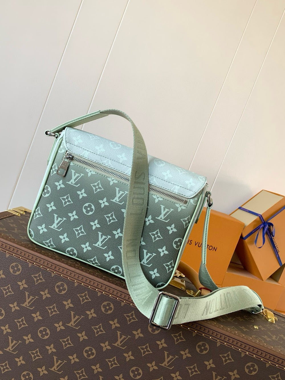 Dragons Bags ln Luxury Bag --71085