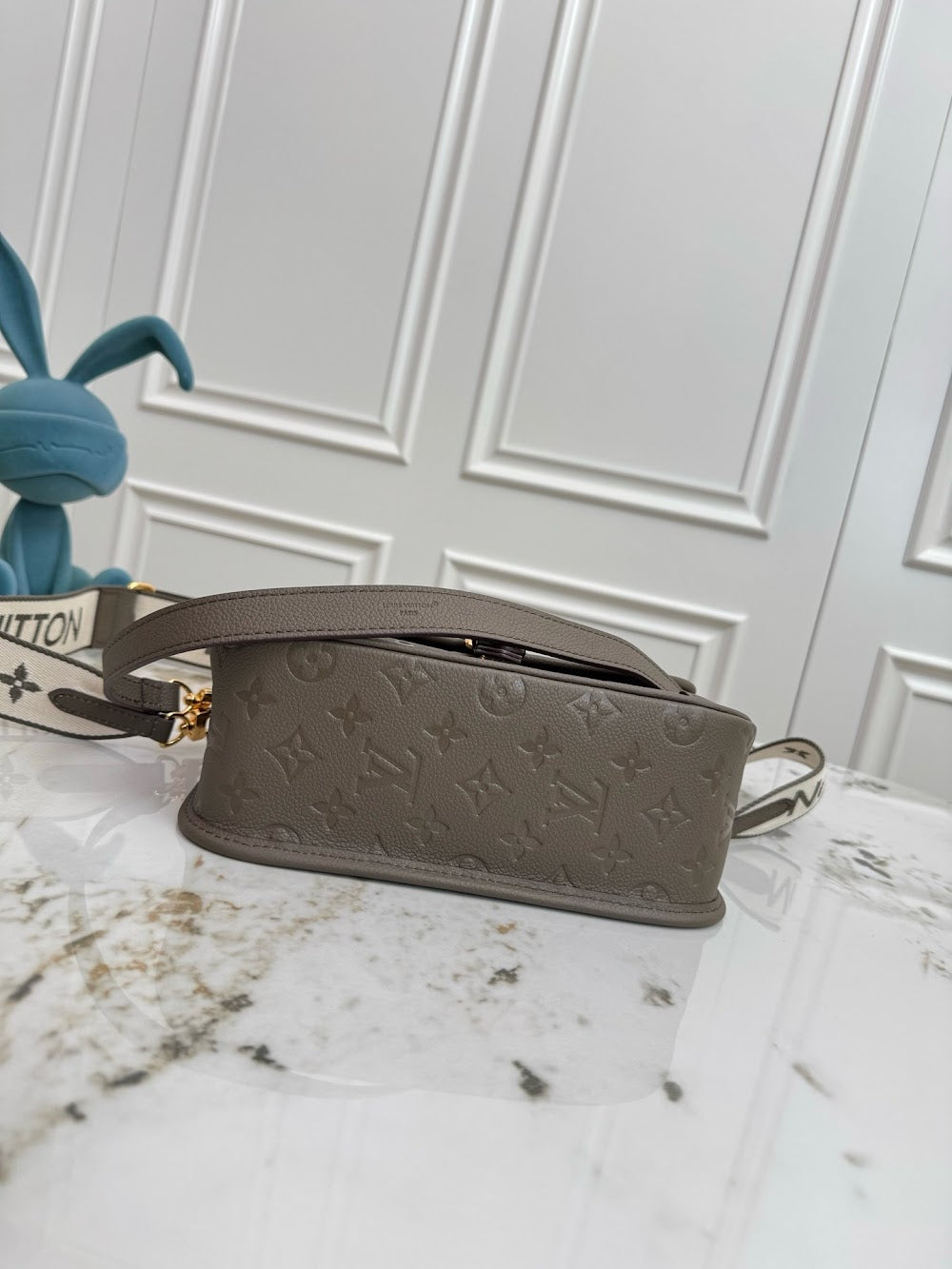 Dragons Bags LVn Luxury Bag --79420